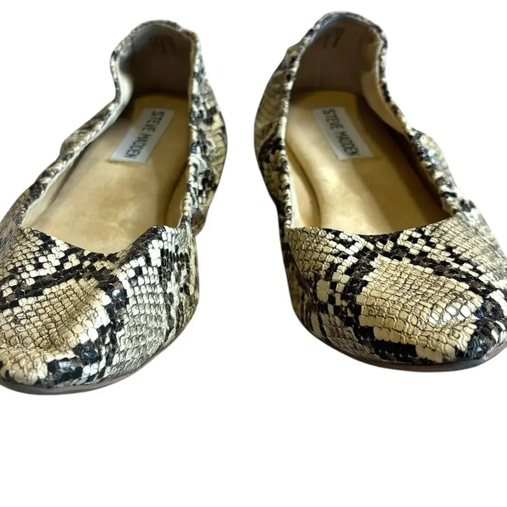Steve Madden Snakeskin Pointed Toe Flats Size 8 Loafer Ballet Shoes